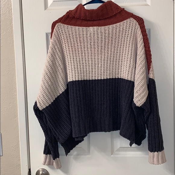Sweater - Picture 2 of 2